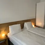三皇酒店 3* 库尔