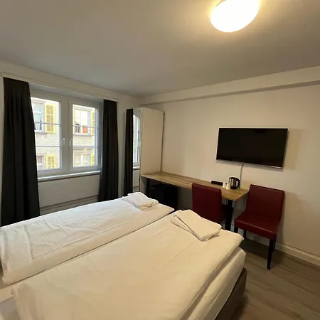 Drei Koenige Hotel
