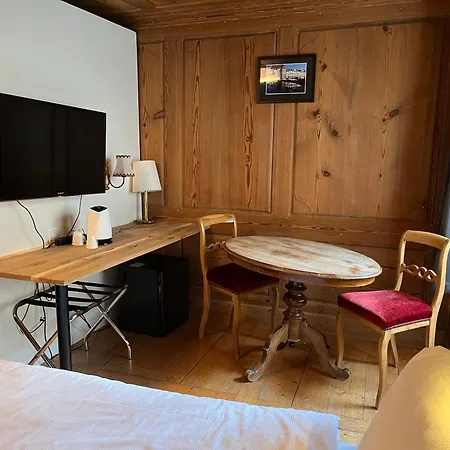 Hotel Drei Koenige 2*